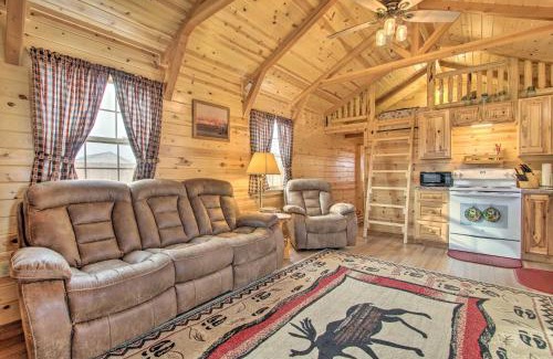 Augusta House | Cozy Augusta Cabin with Grill - Walk to Main St