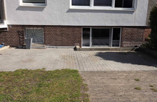 Kirchrode Condo | Cozy basement apartment near the Eilenriede and MHH