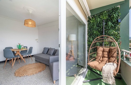 Valdovino Apartment | Cozy Beachfront Apartment in Valdoviño