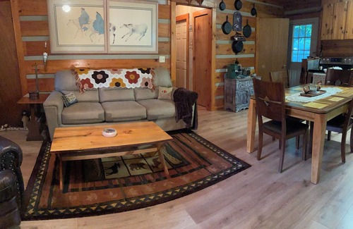 Topton Cabin | Cozy cabin for 4, 2 King size beds. Porch with view of lake. Full kitchen.