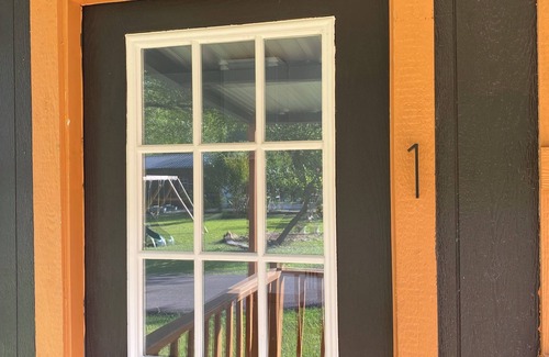 Pointblank Cabin | Cozy cabin in serene Point Blank with fitness room and Hottub