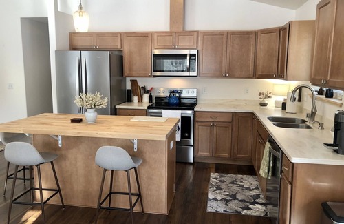 Talkeetna House | Cozy Cabin in the Woods