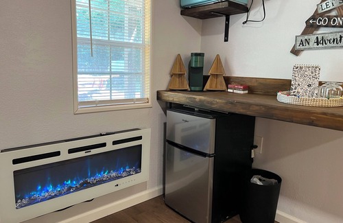 Boundary County Cabin | Cozy cabin in tranquil private forest retreat with miles of private hiking!