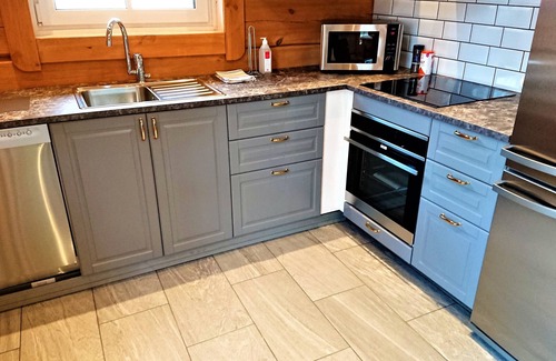 Perstorp Cabin | Cozy cabin in wonderful environment at lakeside