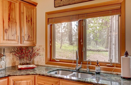 New Meadows Cabin | Cozy cabin on the GOLF course in New Meadows Idaho~in the heart of recreation