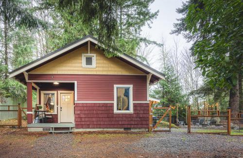 Port Angeles House | Cozy cabin on the Olympic Peninsula, Hot Tub