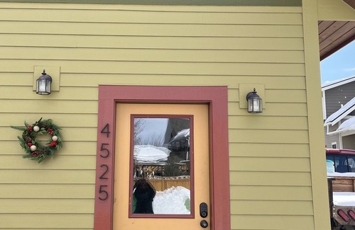 Valley West Apartment | Cozy carriage house in Bozeman, 3 miles to downtown