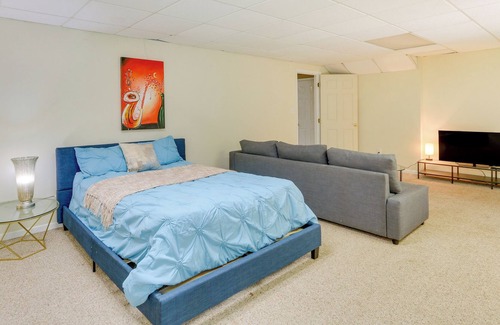 Cedar Grove Apartment | Cozy Cedar Grove Apartment w/ Shared Pool & Patio!