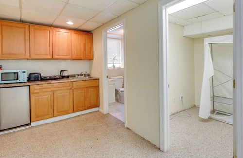 Cedar Grove Apartment | Cozy Cedar Grove Apartment w/ Shared Pool & Patio!
