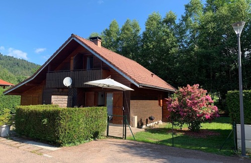 Xonrupt-Longemer Ski Chalet | Cozy chalet 500m from the lake & shops facing south