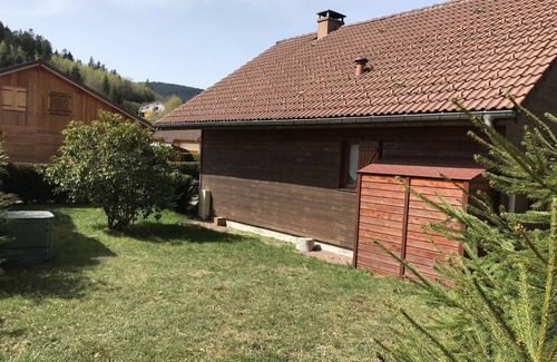 Xonrupt-Longemer Ski Chalet | Cozy chalet 500m from the lake & shops facing south