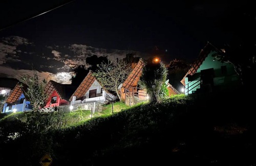 Biscaia Ski Chalet | Cozy chalet with beautiful views and direct access to the sea.
