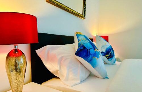 Tunstall House | Cozy Comfort Suite