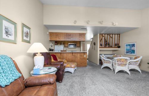 San Simeon House | Cozy Condo