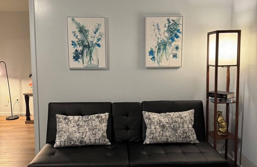 Murray Apartment | Cozy & Convenient 2-bedroom Home in central Murray