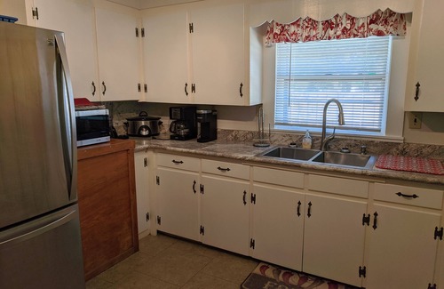 Supply Cottage | Cozy Cottage 1 mile from Holden Beach and Boat Launch. Dog Friendly!