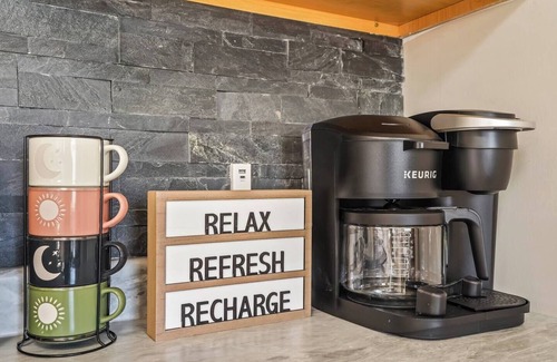 Boise Bench House | Cozy Cottage 6 Mins to DT Boise sleeps 5-6