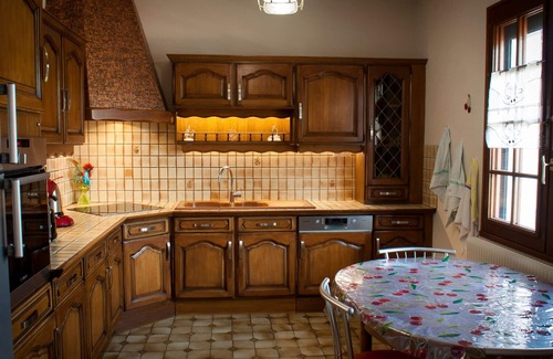 Artenay Cottage | Cozy Cottage in Artenay: 3 Bedrooms, All-Inclusive Amenities, Near Paris & Orléans!