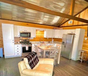 Iuka House | Cozy Cottage near Pickwick