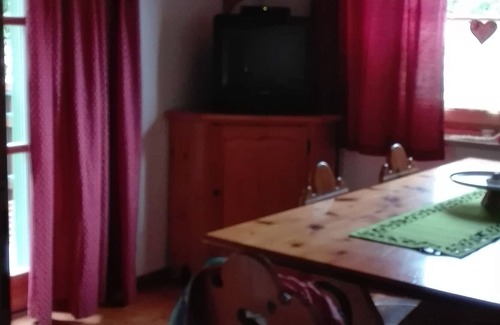 Lasino Apartment | Cozy cottage nestled in the quiet of nature