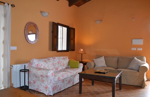 El Peralejo Cottage | Cozy cottage with pool 65 km from Seville