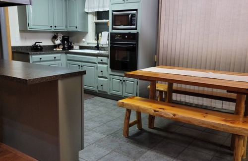 Wells Tannery Cottage | Cozy Cottage with Hiking and Biking ~Hot Tub~