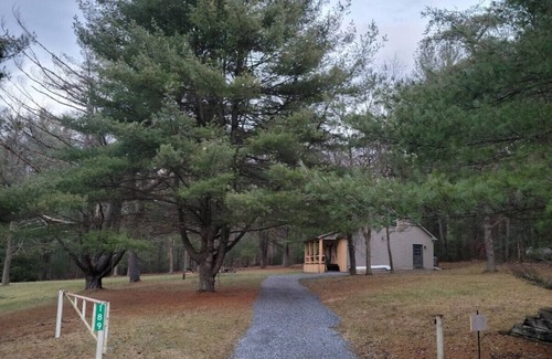 Wells Tannery Cottage | Cozy Cottage with Hiking and Biking ~Hot Tub~