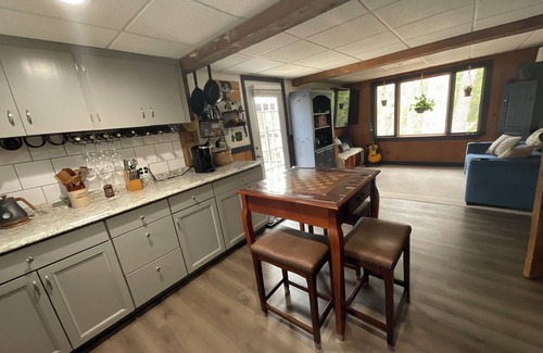 Casco Cottage | Cozy countryside cottage located on Crooked river in Naples Maine.