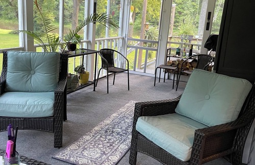 Saegertown House | Cozy Creekside Home along French Creek in Northwestern Pennsylvania