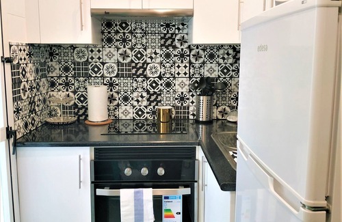Puerta del Angel Apartment | Cozy flat by Madrid Rio with courtyard 4 Pax