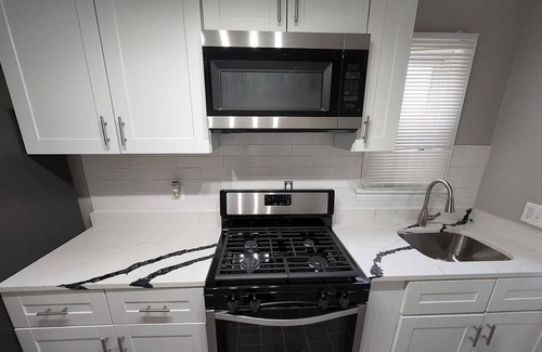 Bellevue House | Cozy furnished home in Washington DC