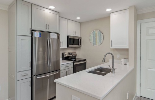 Sanibel Condo | Cozy Garden View 1 bedroom, 1 bath at Sanibel Moorings Resort #922
