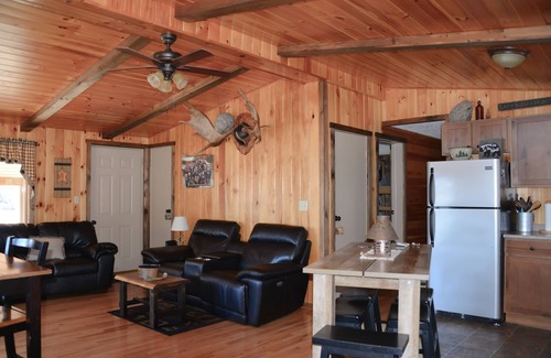 Allagash Cabin | Cozy Getaway - Relax & Unwind - Outdoor Kitchen & Cedar Hot Tub-Riverfront View