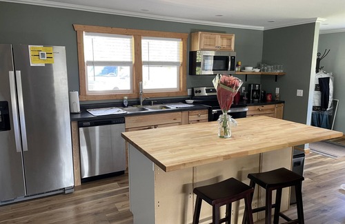 Iron Mountain House | Cozy Golf & Ski Retreat by Pine Mountain-Near many other activities/attractions!