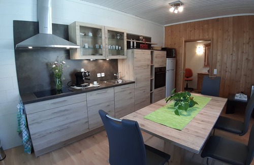 Uehlingen-Birkendorf Apartment | Cozy guest accommodation for vacationers and commuters