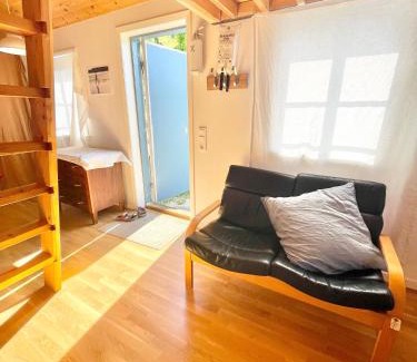 Nyhamn House | Cozy guest house in Lummelunda next to caves & sea