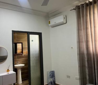 Accra House | Cozy Haven Suite