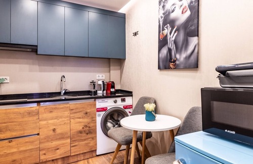 Balat Apartment | Cozy Historic Studio Flat 9 min to GoldenHorn