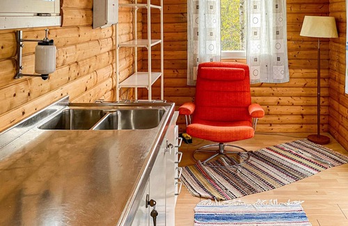 Ambjornarp House | Cozy home in Ambjörnarp with kitchen