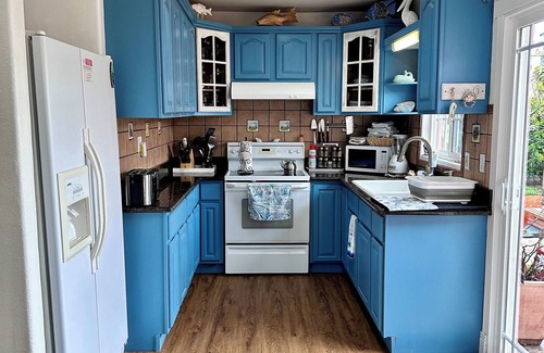 Arroyo Grande House | Cozy home in Arroyo Grande - Conveniently located minutes away from the beach.