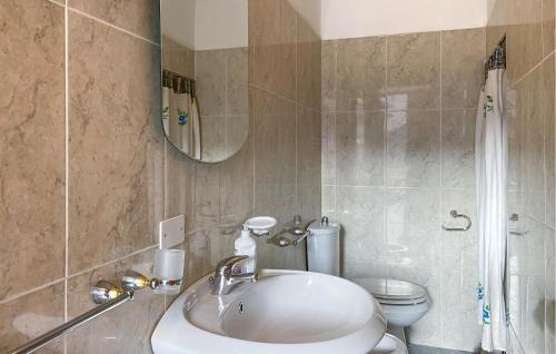 Prota House | Cozy Home In Comano With Wifi