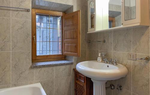 Prota House | Cozy Home In Comano With Wifi