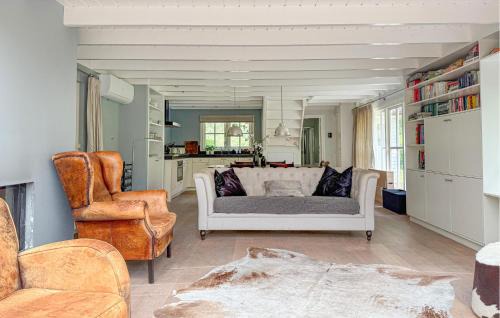 Epe House | Cozy Home In Epe With House A Panoramic View