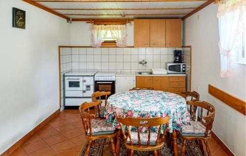 Lokve House | Cozy Home In Homer-Lokve With Wifi
