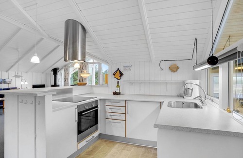 Argab House | Cozy home in Hvide Sande with WiFi