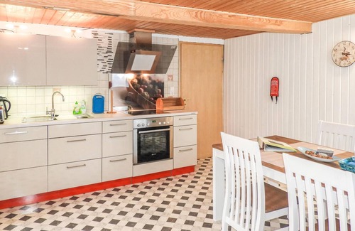Langenhorn House | Cozy home in Langenhorn with WiFi