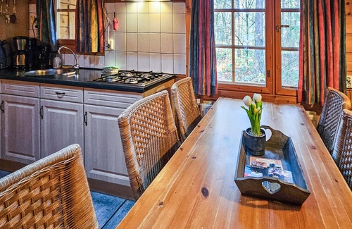 Neede House | Cozy home in Neede with sauna