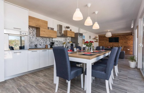 Velim House | Cozy home in Radosinovci with kitchen