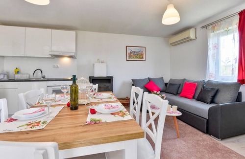 Velika Gorica House | Cozy home in Siljakovina with sauna