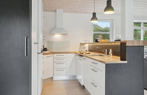 Remmer Strand House | Cozy home in Struer with WiFi